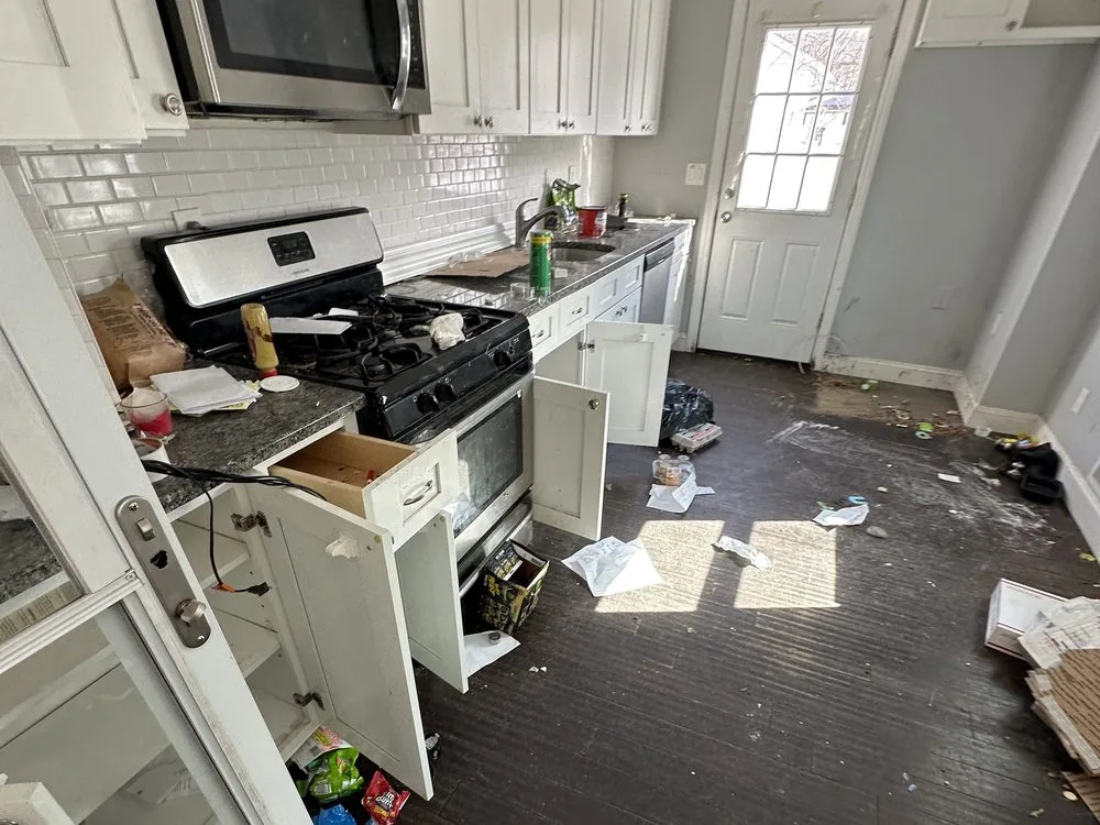 Hoarder cleanup and specialty cleanout services in Long Island, NY
